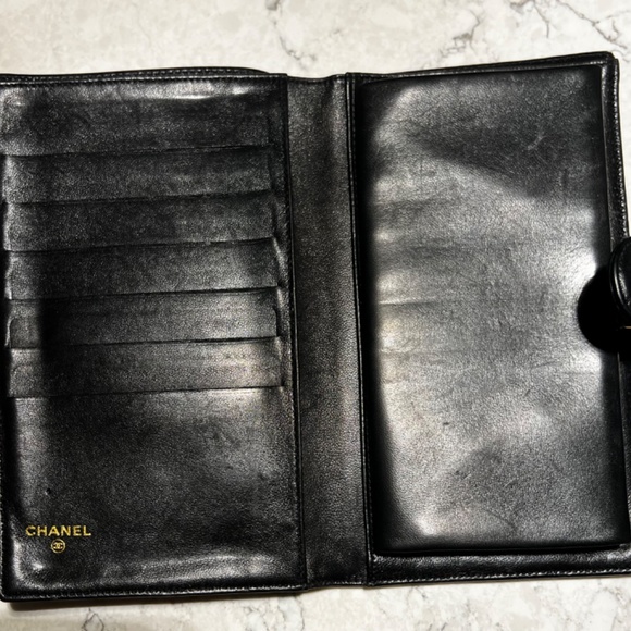 Chanel Continental Long Wallet with Interlocking CC Logo - Picture 2 of 7